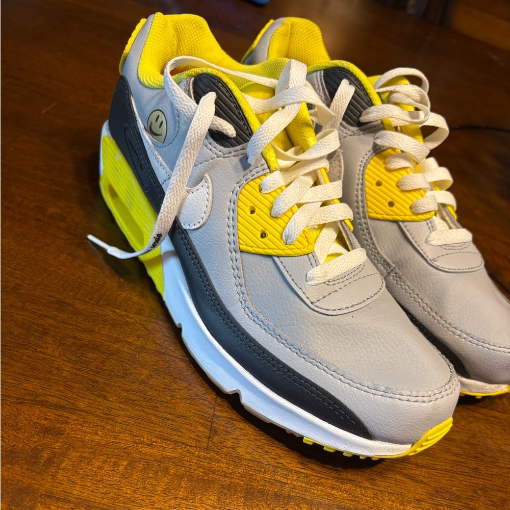 Nike AirMax 90 LTR 7y